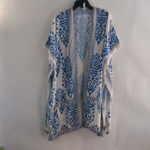 Blue and White Patterned Kimono
